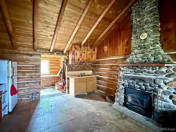 5th image of 152 Jarvi Rd