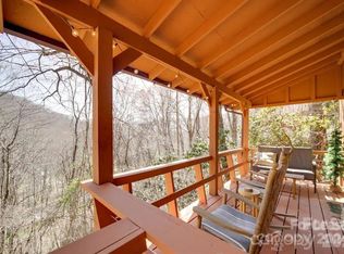 106 Sage Ct, Maggie Valley, NC 28751