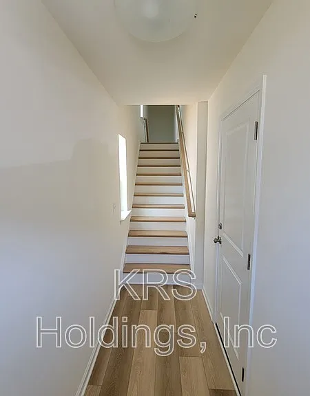 838 Parc Townes Dr — Photo 2