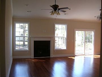 2nd image of 611B Sparrow Dr