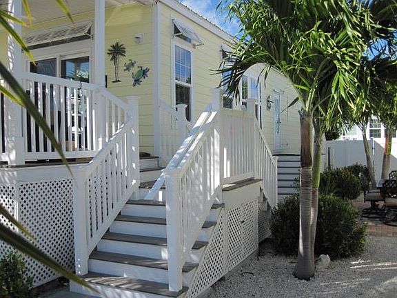 4th image of 5031 5th Ave Lot 33
