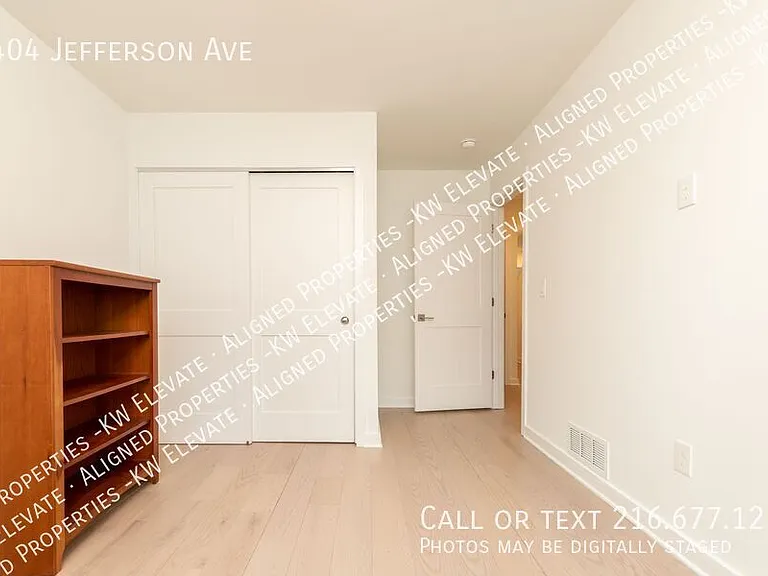 404 Jefferson Ave — Photo 15