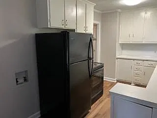 721 Evelyn - 1 — Photo 4