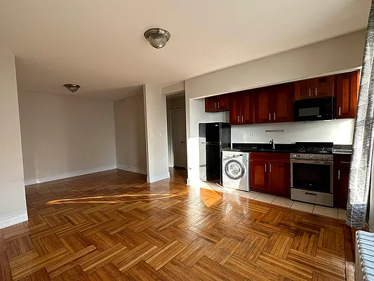 Rented by Oxford Property Group | media 12