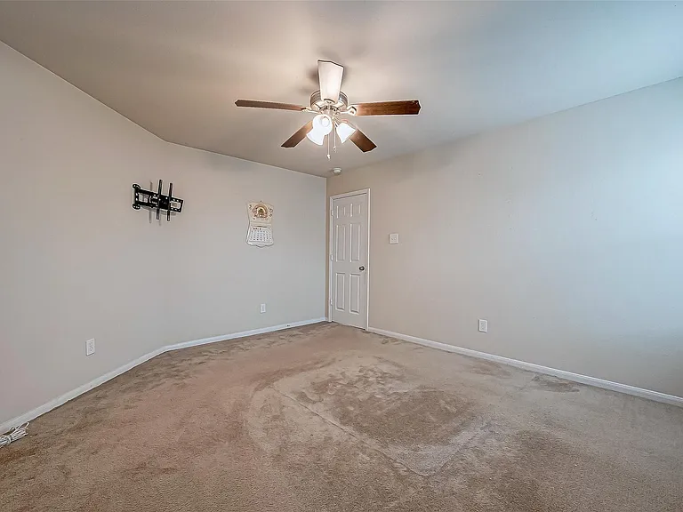 4815 Hackamore Brook Ct — Photo 35