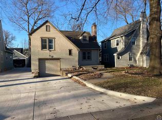 3014 SW Sowers Ct, Topeka, KS 66604