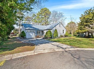 104 Laurel Cir, Absecon, NJ 08201