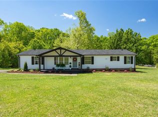 160 Nottingham Way, Reidsville, NC 27320
