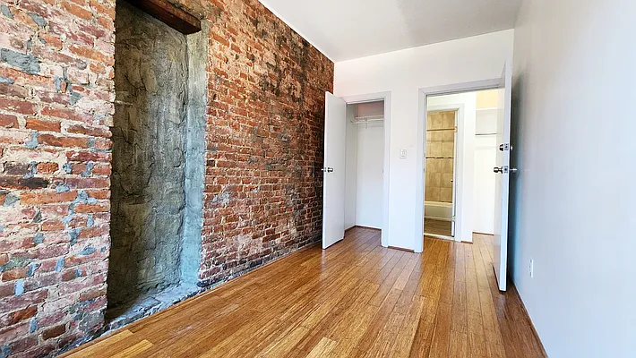 Rented by Voro New York | media 6