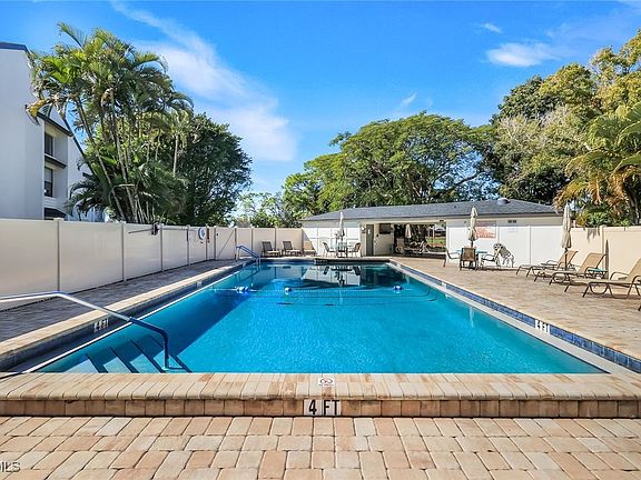 3rd image of 16460 Timberlakes Dr APT 103