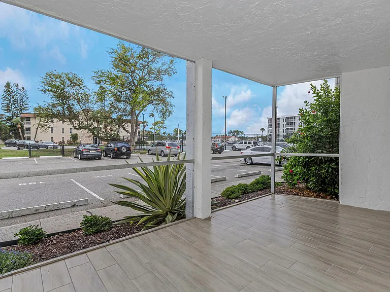 4910 38th Way S #111 — Photo 44
