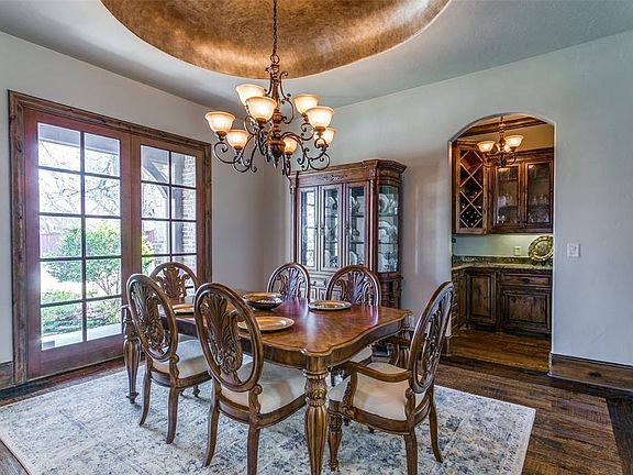 5th image of 117 Whispering Hills Dr