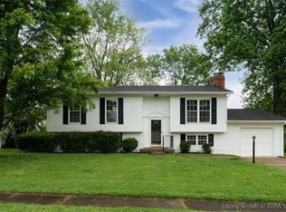 4704 Slone Dr, Jeffersonville, IN 47130