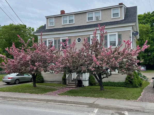 72 Military St, Houlton, ME