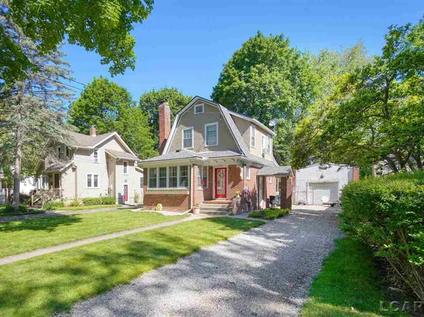 930 Lincoln Ave, Adrian, MI 49221