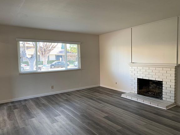 2nd image of 1319 Essex Way #1319