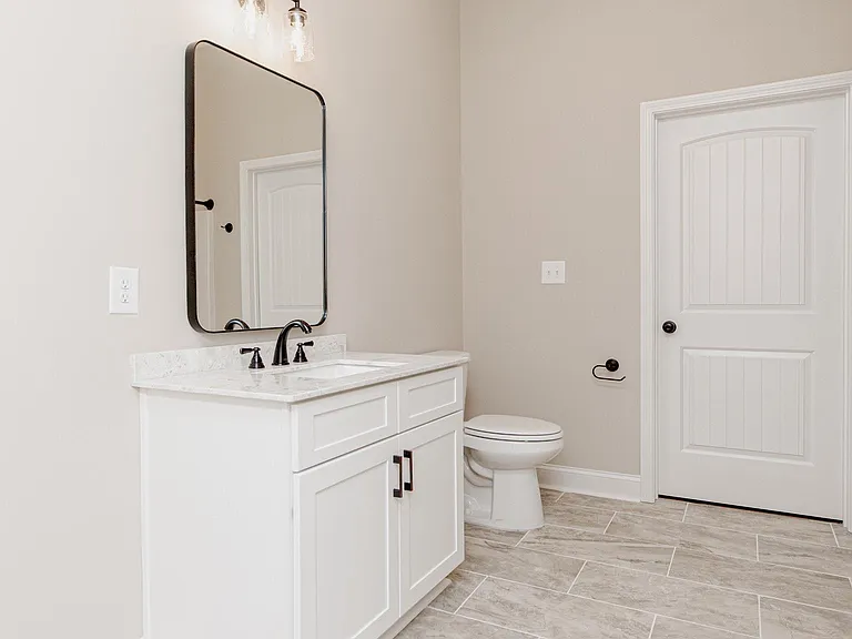 1009 Northside Dr — Photo 30