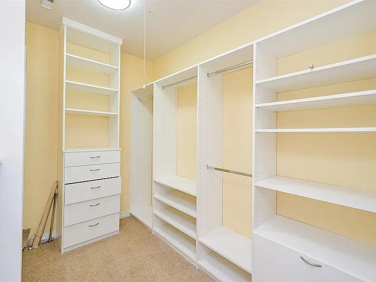 7933 Telluride Dr — Photo 16