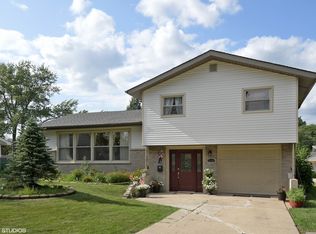 2808 Norma Ct, Glenview, IL
