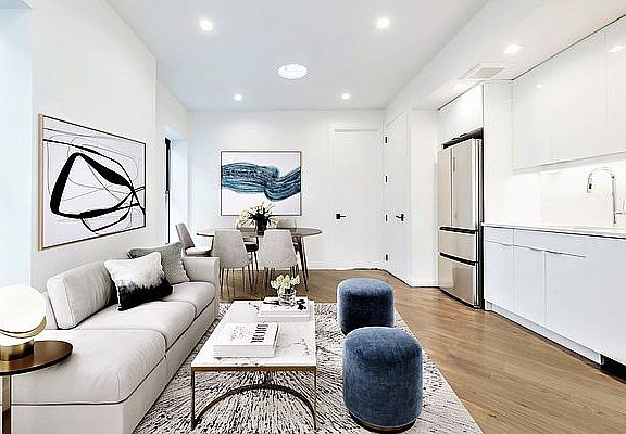 3rd image of 1321 Union St #2