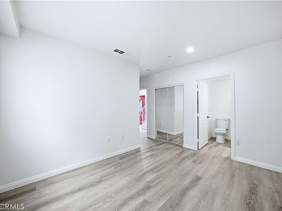 4th image of 6919 S Menlo Ave