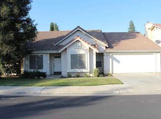 305 W Decatur Ave, Clovis, CA 93611