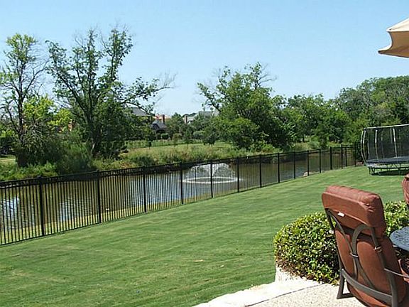 3rd image of 1837 Broken Bend Dr