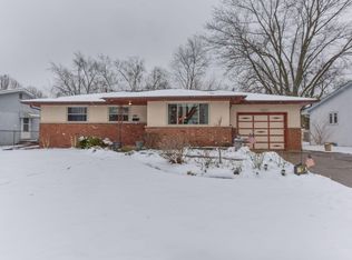 5134 Kingshill Dr, Columbus, OH 43229