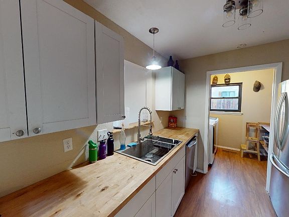 2nd image of 717 Jeffrey Pl