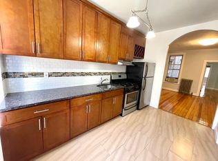 34-07 42nd St #101, Long Island City, NY 11101