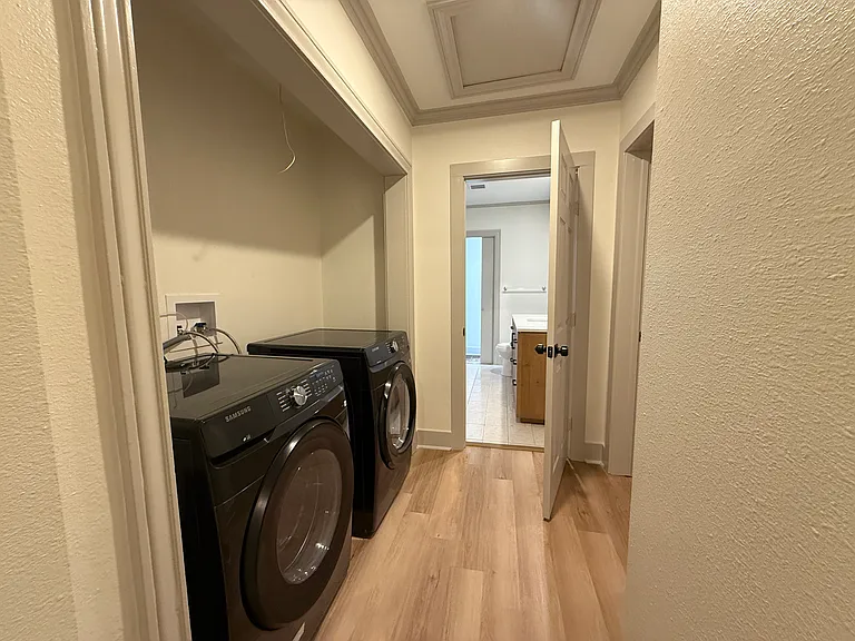 1002 S Glenwood Blvd — Photo 35