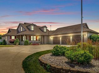103 South Dr, Ligonier, IN 46767