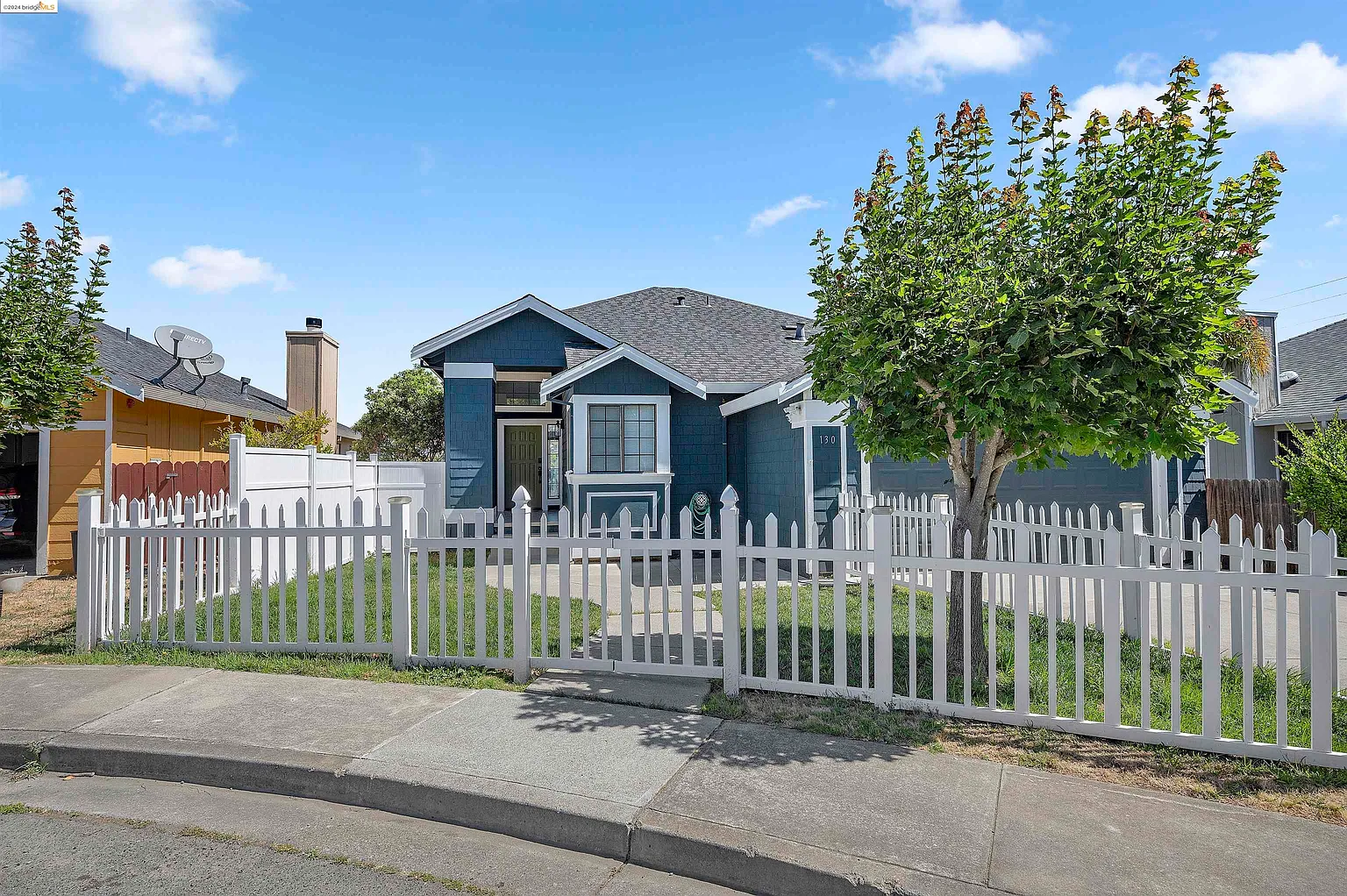 130 Live Oak Ct photo 1
