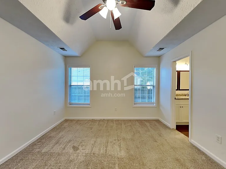 149 Waters Edge Dr — Photo 9
