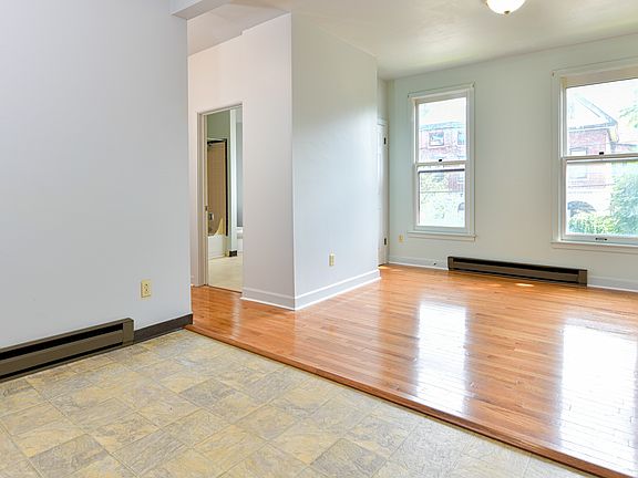 4th image of 135 Green St #4