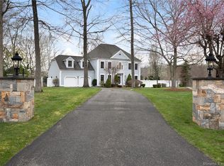 127 Genesee Ln, Madison, CT 06443