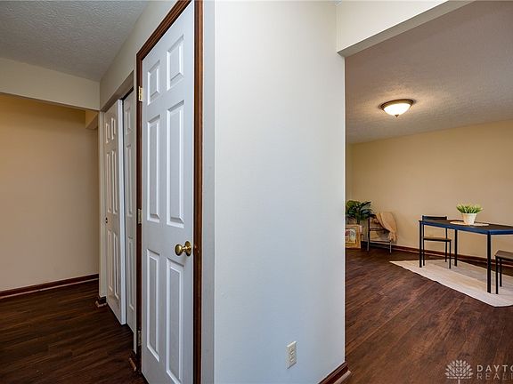 5th image of 550 Poplar Dr