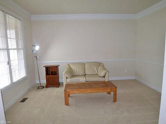 3rd image of 5835 Seven Pines Ct