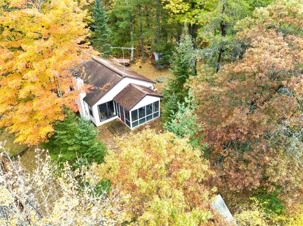 9535 Spillman Ln, Tomahawk, WI 54487