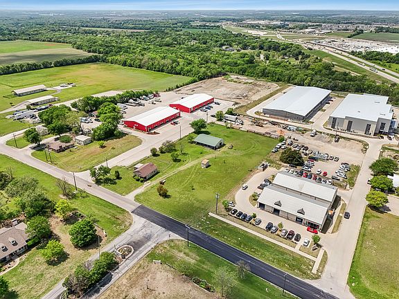 2nd image of 2011 Miller Rd #A