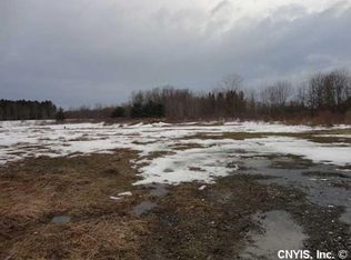 4839 Harris Rd, Syracuse, NY 13215