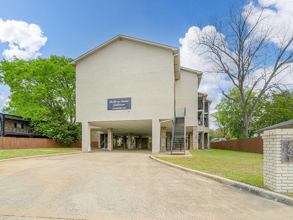 1st image of 1721 Hackberry Ln APT 3