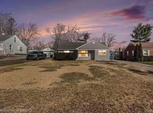 7609 Saint John St, Shelby Township, MI 48317