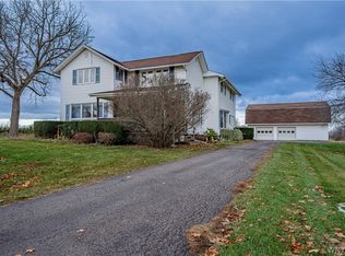 4949 Chestnut Rd, Newfane, NY 14108