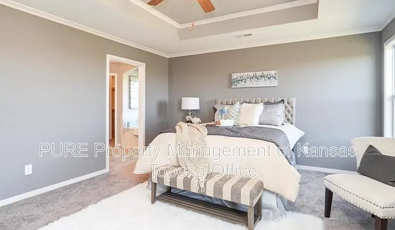 21705 W 46th Ter — Photo 21