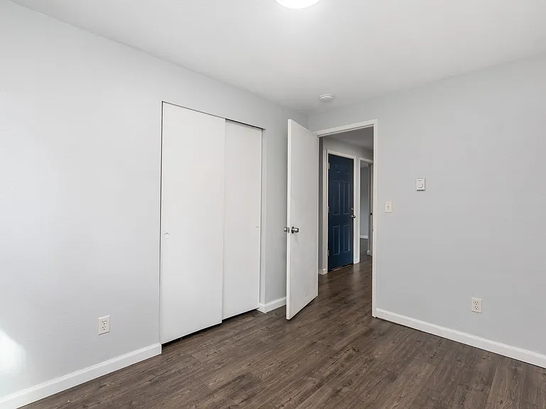 6118 Kenwood Dr — Photo 27