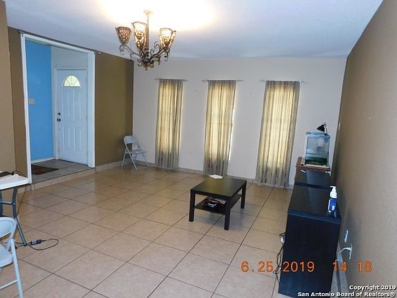 2nd image of 10207 Canton Fld