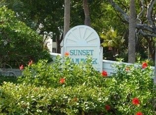 94220 Overseas Hwy APT 9E, Tavernier, FL 33070