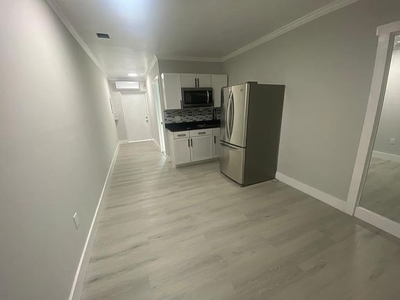 3rd image of 260 NE 166th St #A