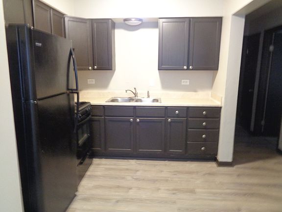 4th image of 8631 S 82nd Ave APT 1S